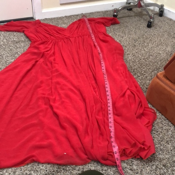 Badgley Mischka Gown Formal Maxi Dress Size 20 Red Pleated Cold Shoulder - Picture 10 of 10